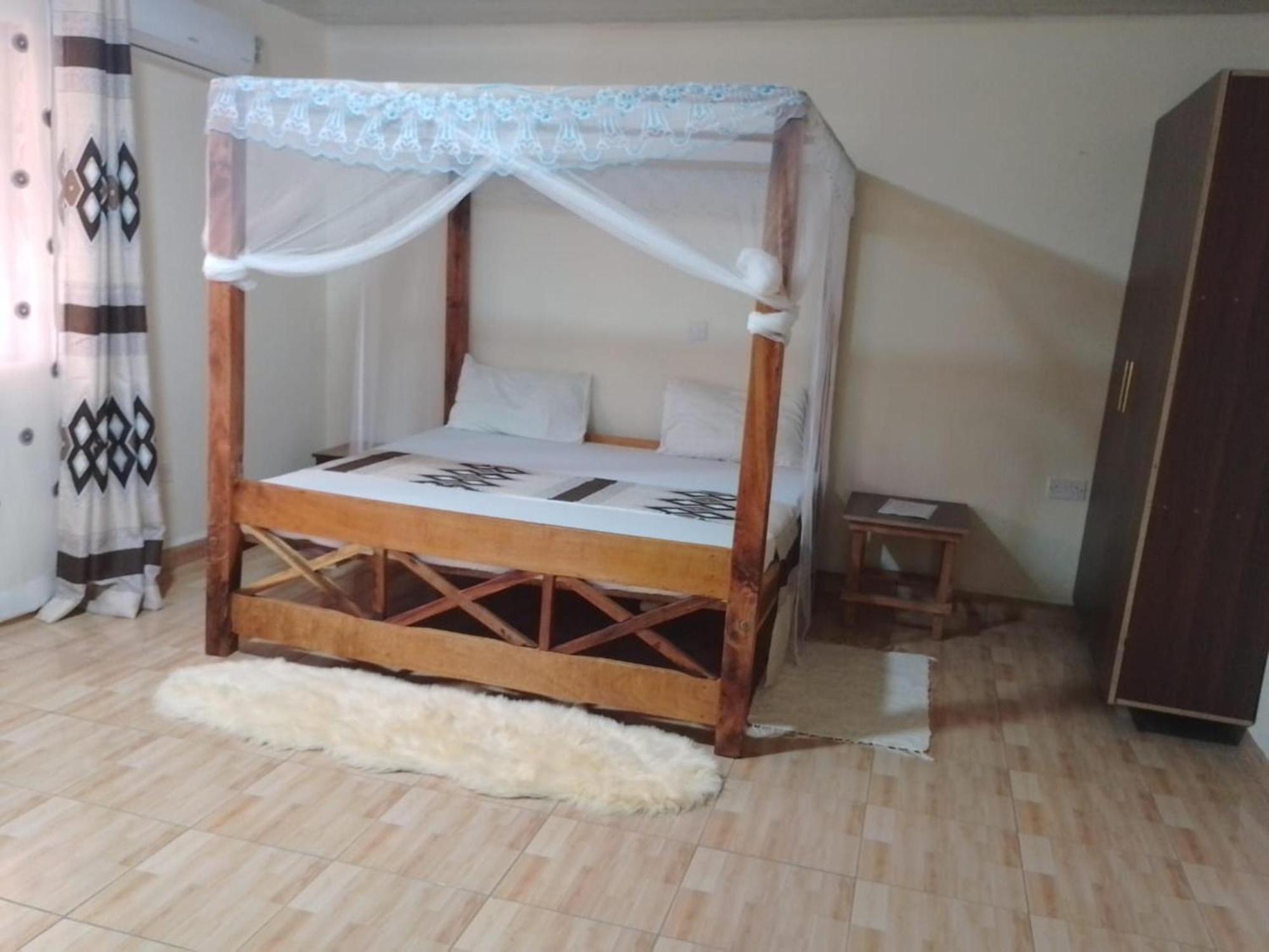 Blessing Holiday Homes - Diani Beach Bagian luar foto