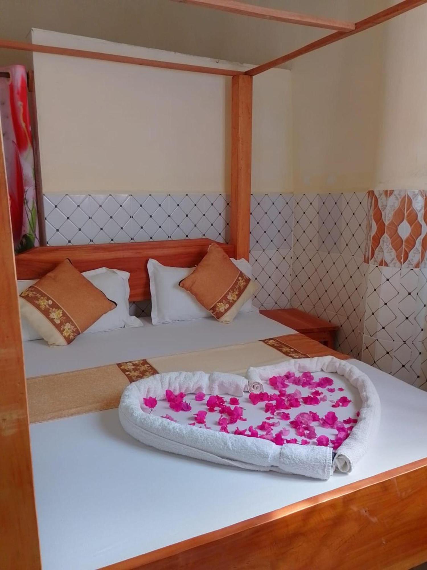 Blessing Holiday Homes - Diani Beach Bagian luar foto