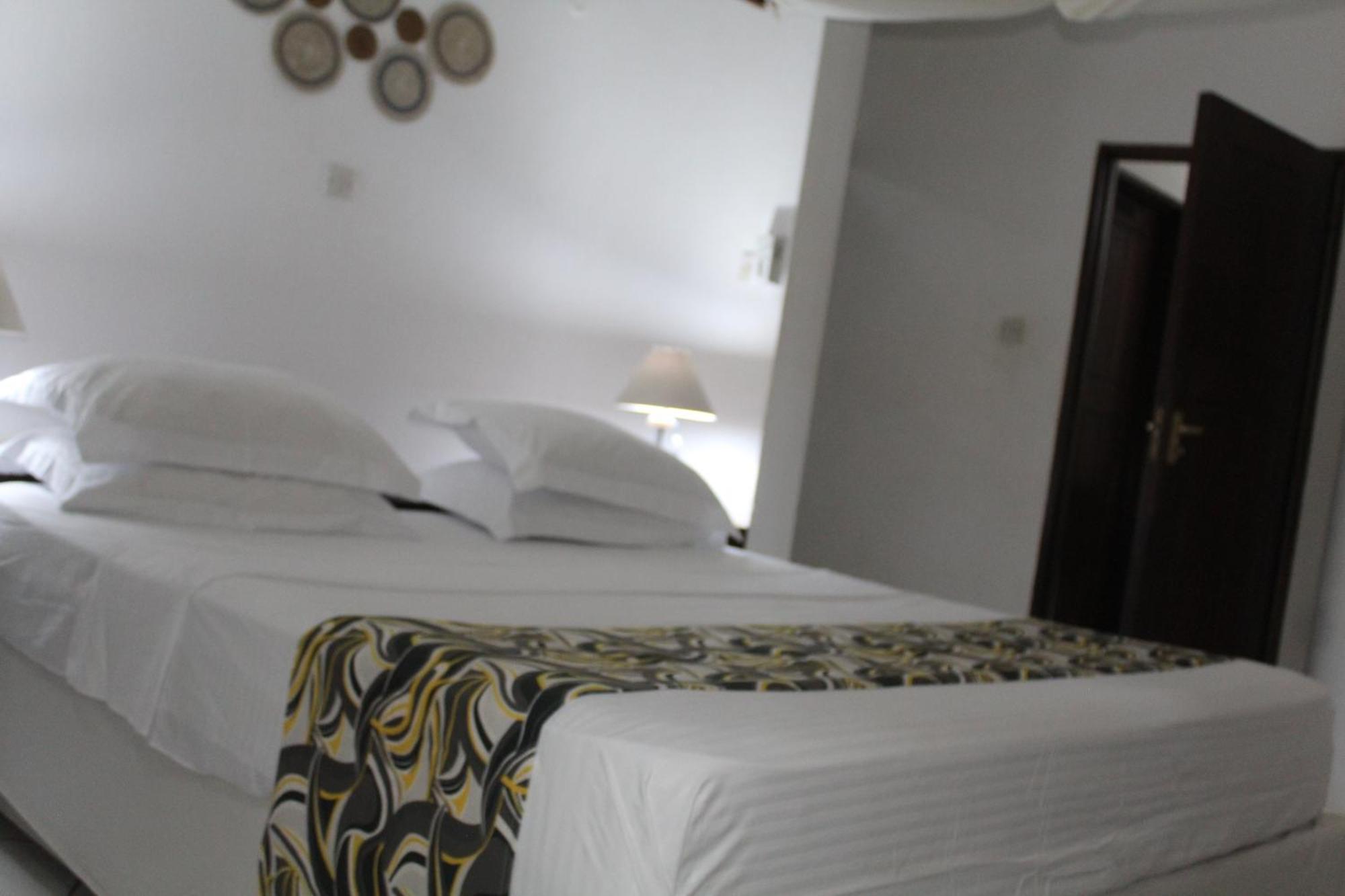 Blessing Holiday Homes - Diani Beach Bagian luar foto