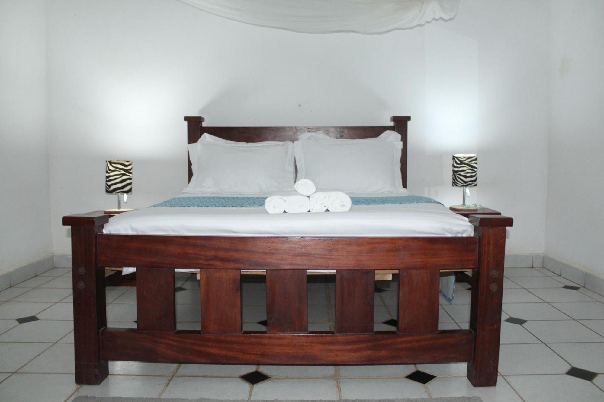 Blessing Holiday Homes - Diani Beach Bagian luar foto