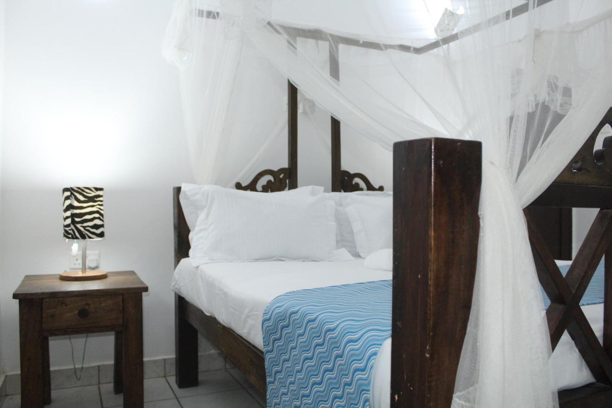 Blessing Holiday Homes - Diani Beach Bagian luar foto