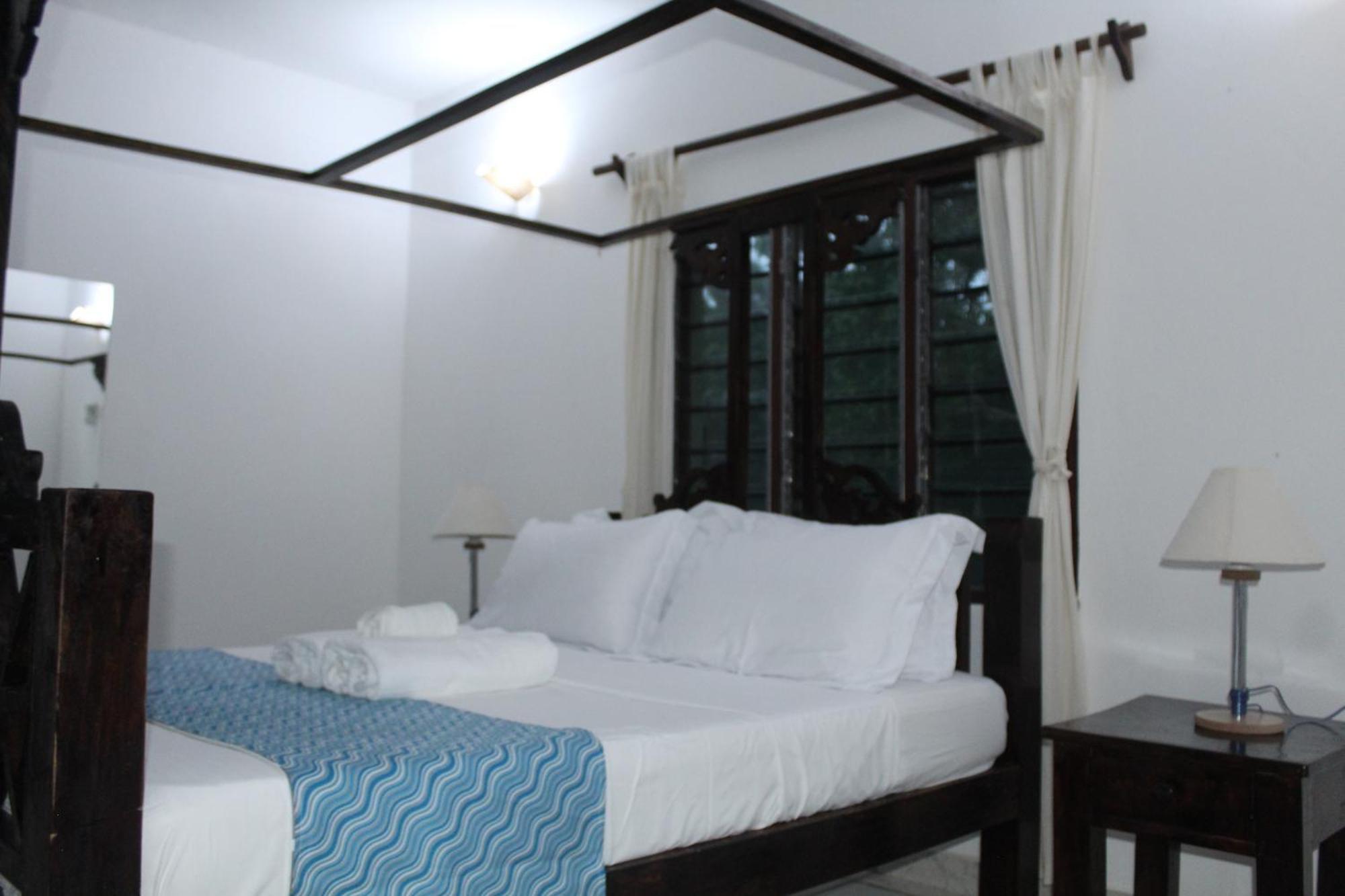Blessing Holiday Homes - Diani Beach Bagian luar foto